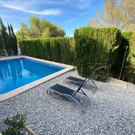 Kip, Private Pool & Jacuzzi Surrounded By Nature Villa *