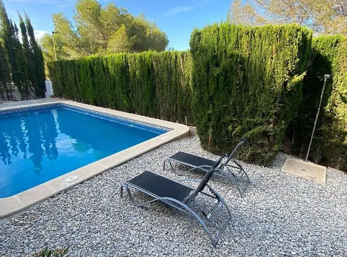 Kip, Private Pool & Jacuzzi Surrounded By Nature Вилла *