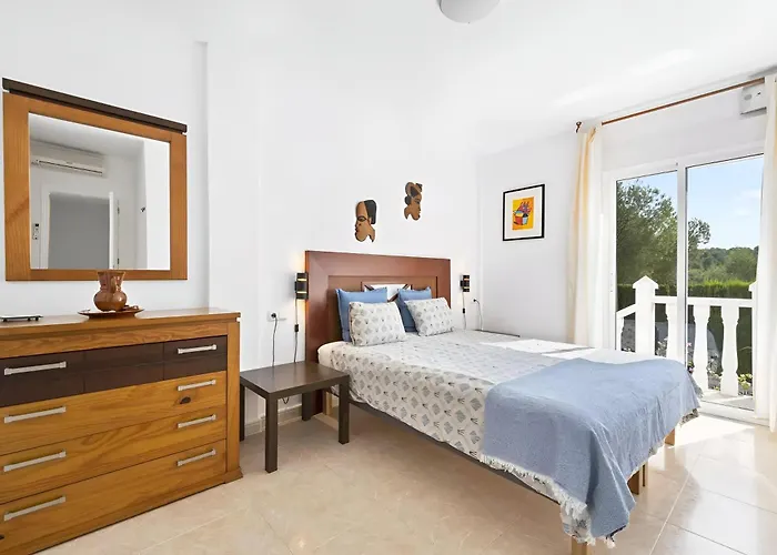 Kip, Private Pool & Jacuzzi Surrounded By Nature * Pinar de Campoverde